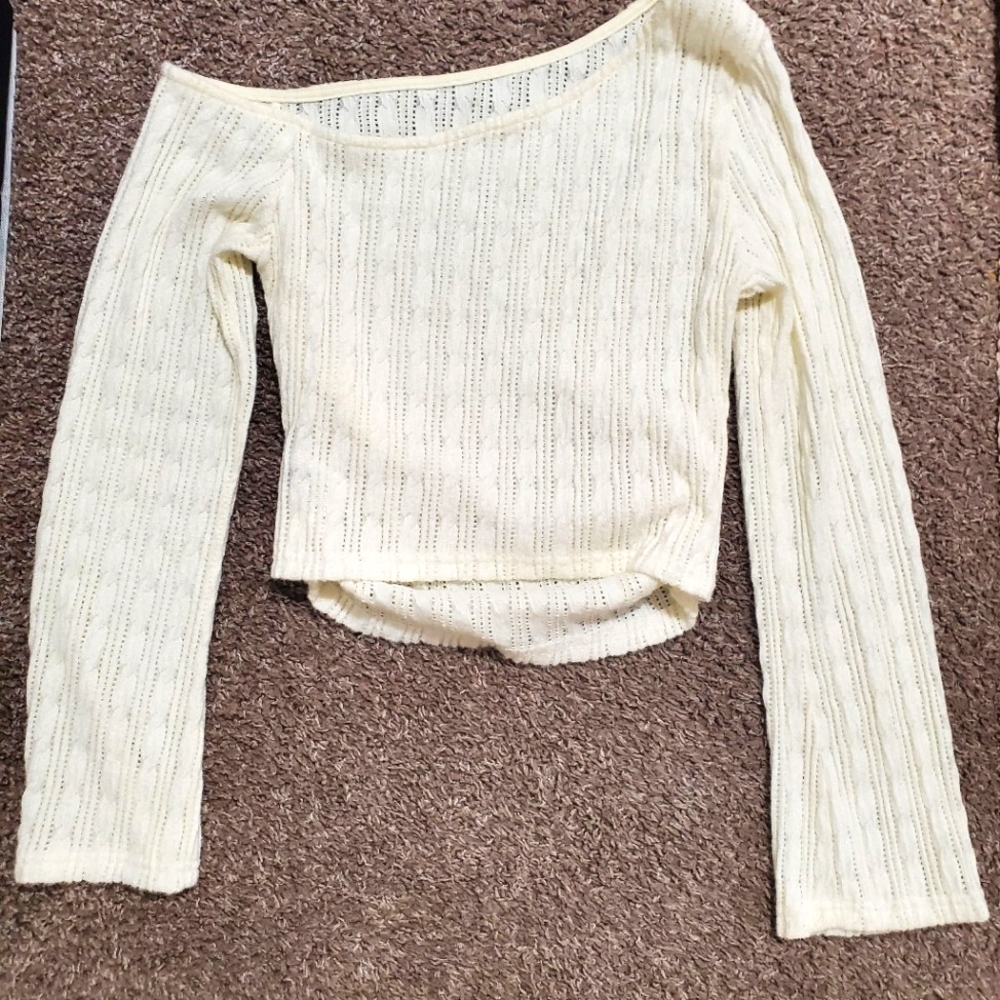 Off-shoulder Solid Long Sleeve Top